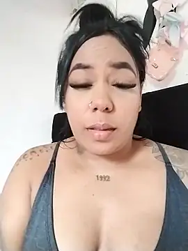 emma purple  online show from March 10, 6:45 pm