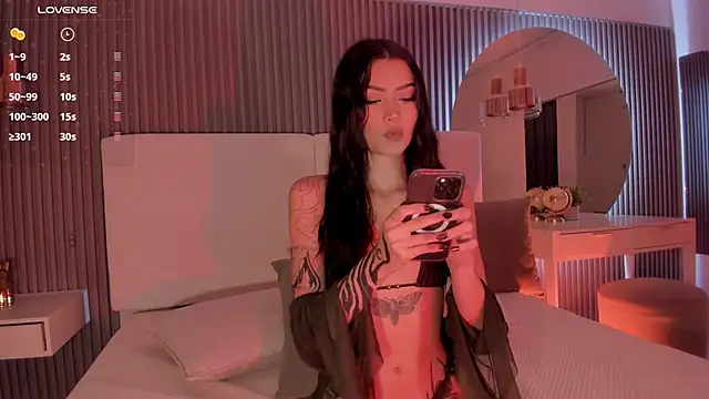 Giselle royy online show from November 29, 9:30 pm