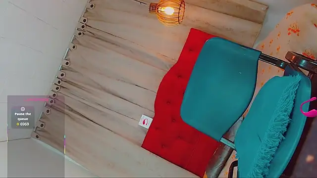 katha Crawford online show from October 1, 7:30 pm