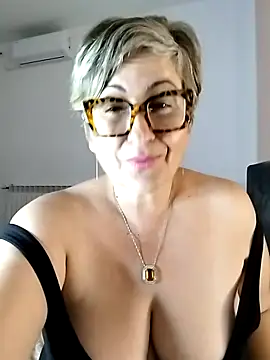 Pumabionda online show from September 14, 8:18 pm