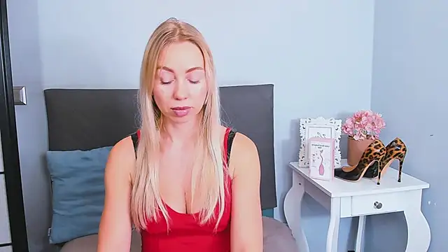 MargaritaRose online show from February 5, 3:26 pm