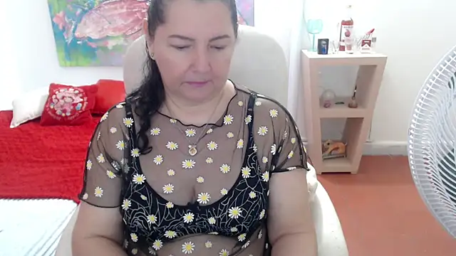 leonela 69 online show from December 15, 2:28 am