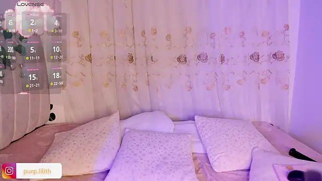 purplelilith3 online show from September 23, 8:45 am