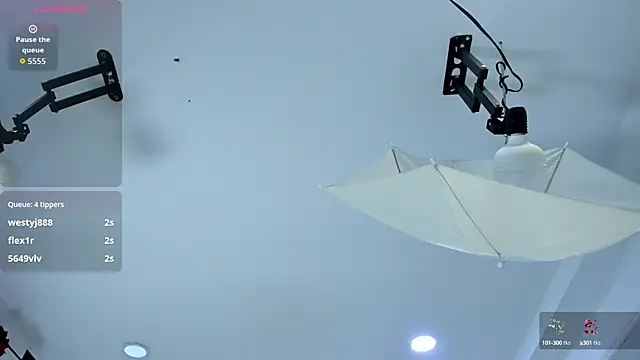 EmiliaRose  online show from September 26, 9:12 pm