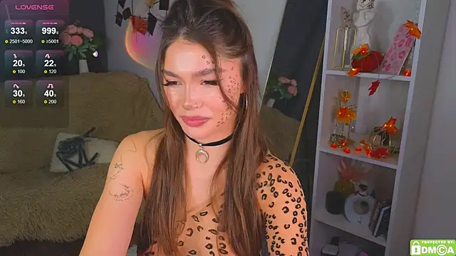 Caroline  Brown online show from October 29, 3:33 am