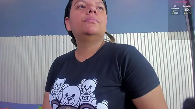 Aida-nicolle online show from November 14, 11:43 am