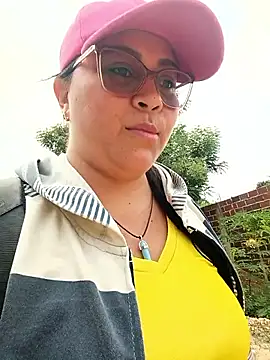 promiscuous-indecent-momm online show from March 26, 2:52 pm