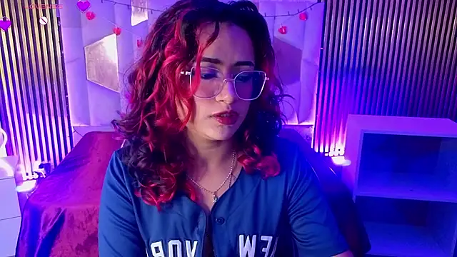 kristen tay online show from February 28, 3:28 am