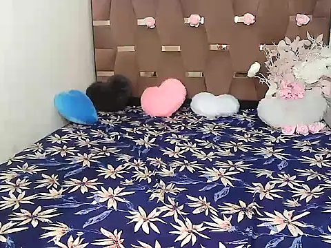 megancatluna online show from September 23, 7:17 am