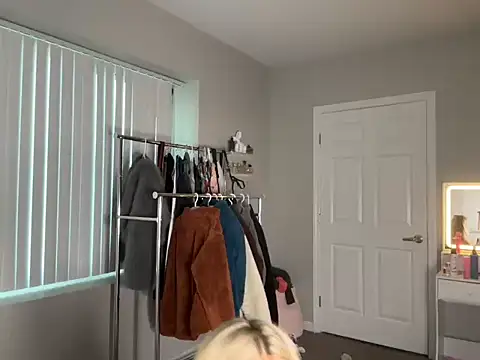 meggsworld online show from September 26, 9:45 pm