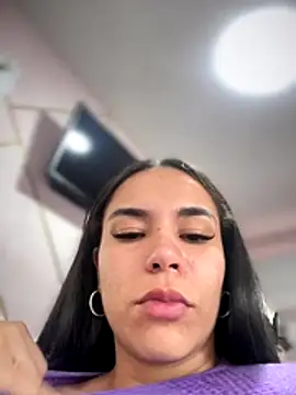 Naatalia online show from November 18, 9:27 pm