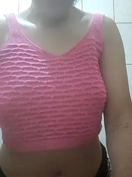 gatinha 18 online show from November 20, 4:35 am