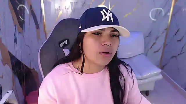 melany rouse18 online show from September 16, 1:52 pm