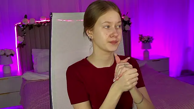 EveMundie online show from February 14, 12:51 pm