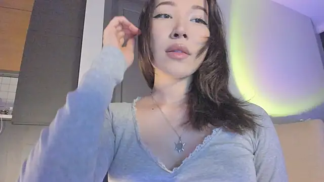 mey baee online show from April 9, 4:45 pm