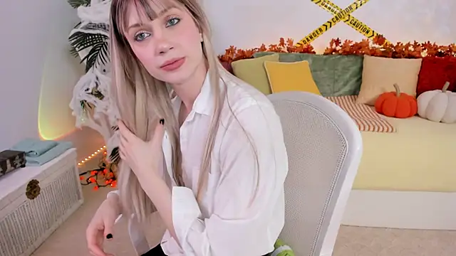 angel claire online show from October 24, 10:39 pm