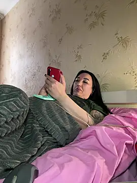 Naughtbaby 2025 online show from February 12, 8:05 am