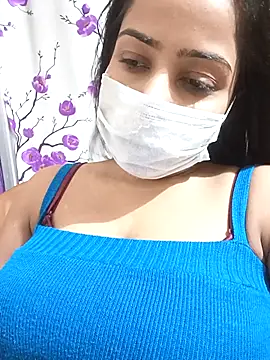 COZY ROZI online show from November 5, 4:01 pm