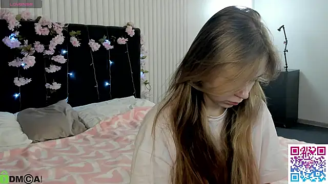 boozekirs  online show from October 8, 3:11 am