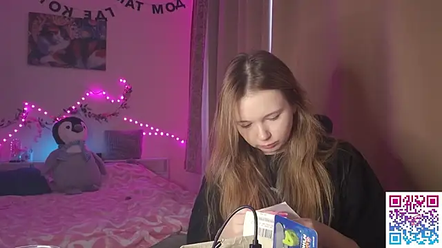 boozekirs  online show from February 10, 4:04 am