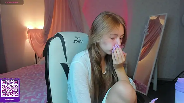 boozekirs  online show from September 22, 2:21 am