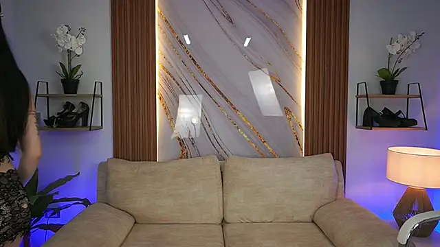 SaharaKramer online show from September 11, 5:57 pm