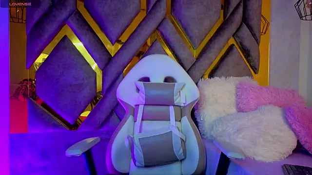 Valuh Blake online show from March 4, 4:19 am