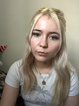 Blondie Sofia Essexbabe online show from March 2, 2:35 pm