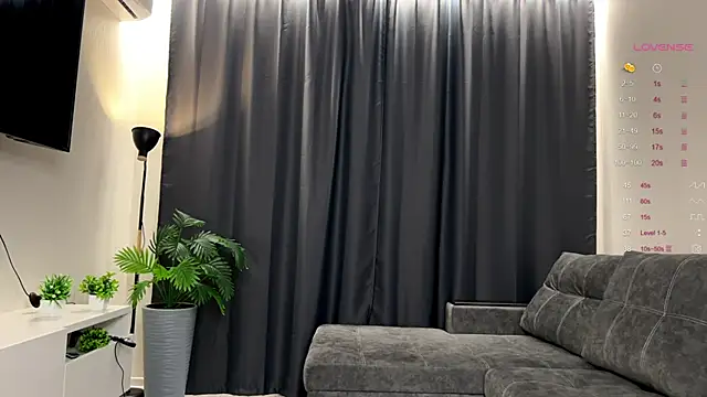 Nerdy Amy online show from October 21, 4:11 pm