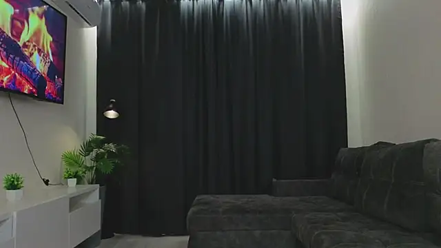 Nerdy Amy online show from September 20, 3:43 pm