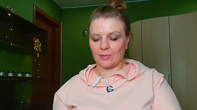 VeronikawGold online show from May 27, 1:57 am