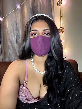 Dishasarmaa05 online show from October 17, 5:27 pm