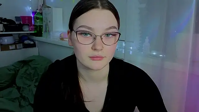 milliedoll online show from October 18, 11:13 am