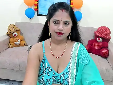 leahgotiii online show from September 22, 4:22 am