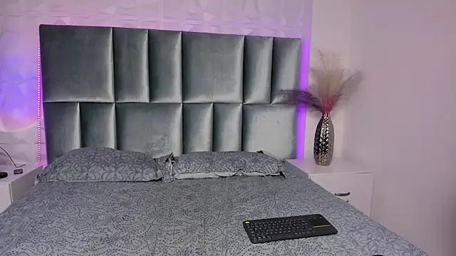 Selene bennet online show from November 9, 3:41 pm