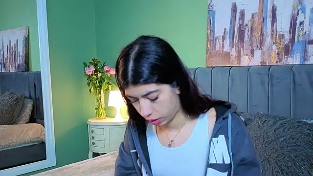 Cassie bloom online show from April 10, 3:23 am