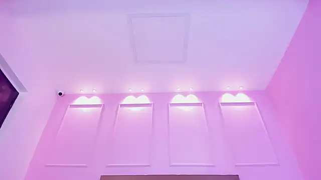 SOPHIATRISTA online show from January 14, 12:43 pm