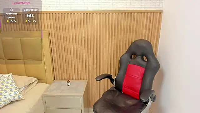 MEGANZARICK online show from October 8, 7:29 pm