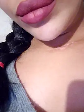 Sexlove1xo online show from November 8, 11:43 pm