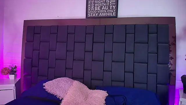 Lexi Howard  online show from October 1, 3:44 am