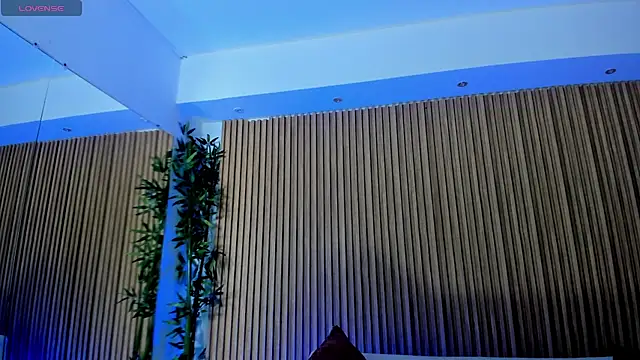 Ivaannaa  online show from November 29, 2:54 pm