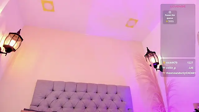 Maite Smith  online show from March 15, 3:47 pm