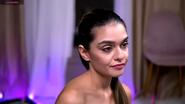 RobertaRosetti online show from October 15, 10:18 am