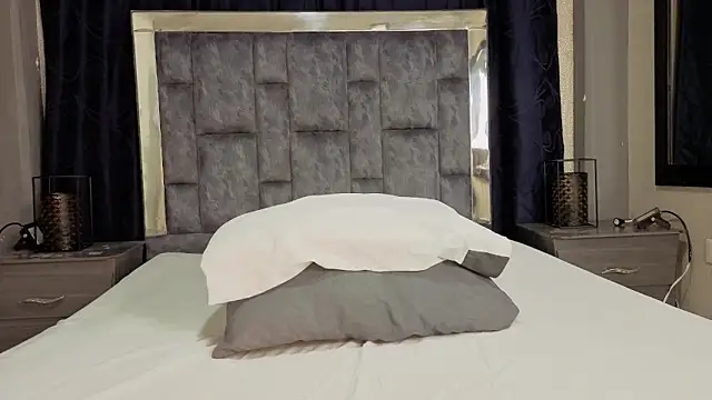 Effie cooper online show from October 11, 8:44 pm