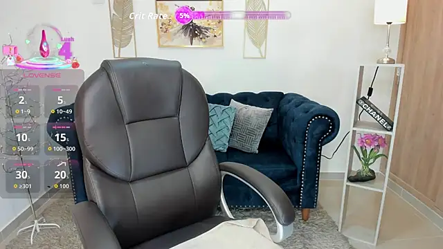 Corina White online show from October 16, 1:14 pm