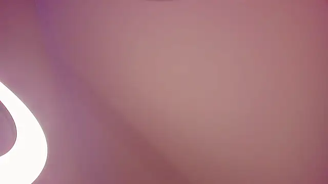 CHANELL 11INCHES online show from September 23, 9:13 pm