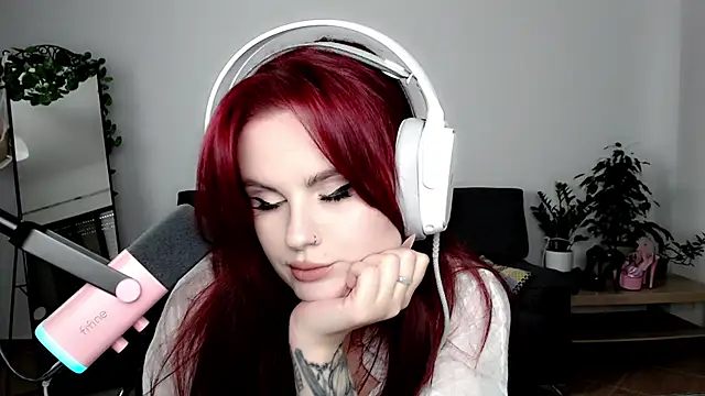 Della Ideal online show from September 8, 6:07 pm