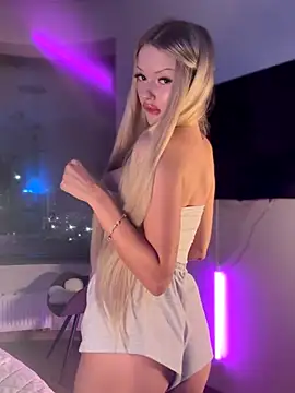 AngelicaaHeaven online show from September 28, 7:30 pm