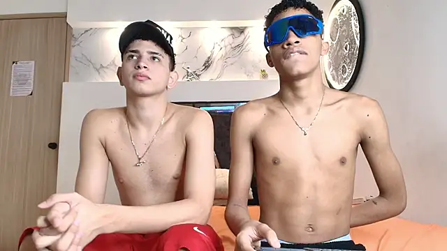 KING OFF BOYS online show from October 14, 1:57 pm