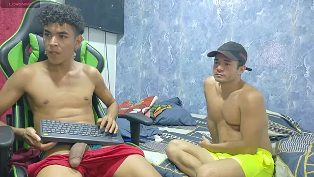 twinks 28 online show from February 20, 1:26 am